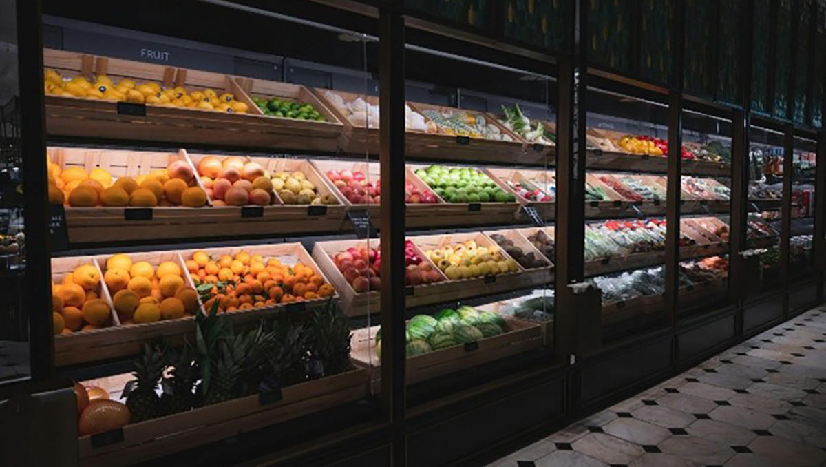 commercial refrigerator display case